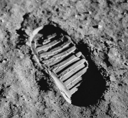 Pisada de Neil Armstrong en la Luna (1.969)